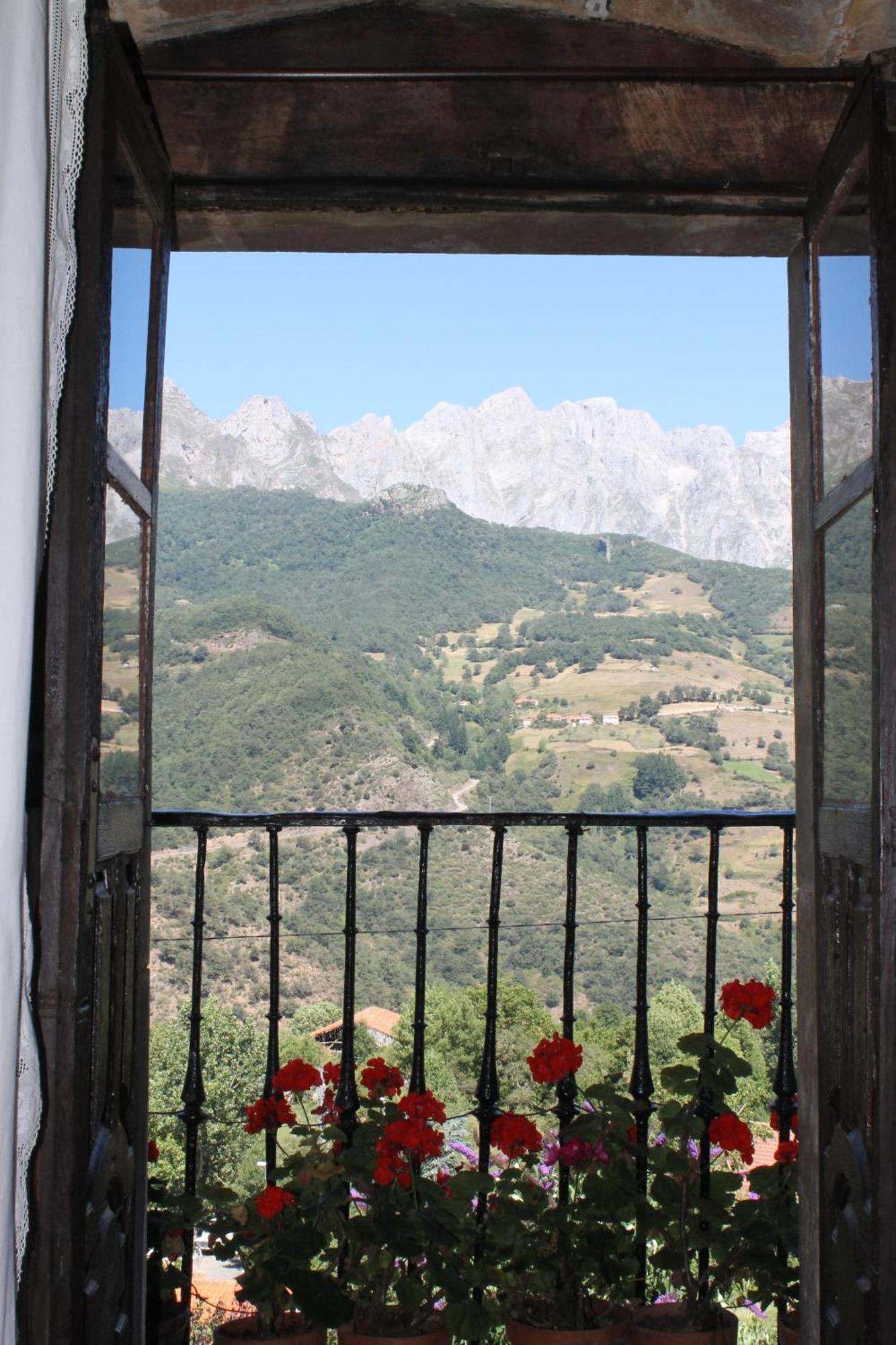 Pensjonat Casona De Trevino Cosgaya Zewnętrze zdjęcie